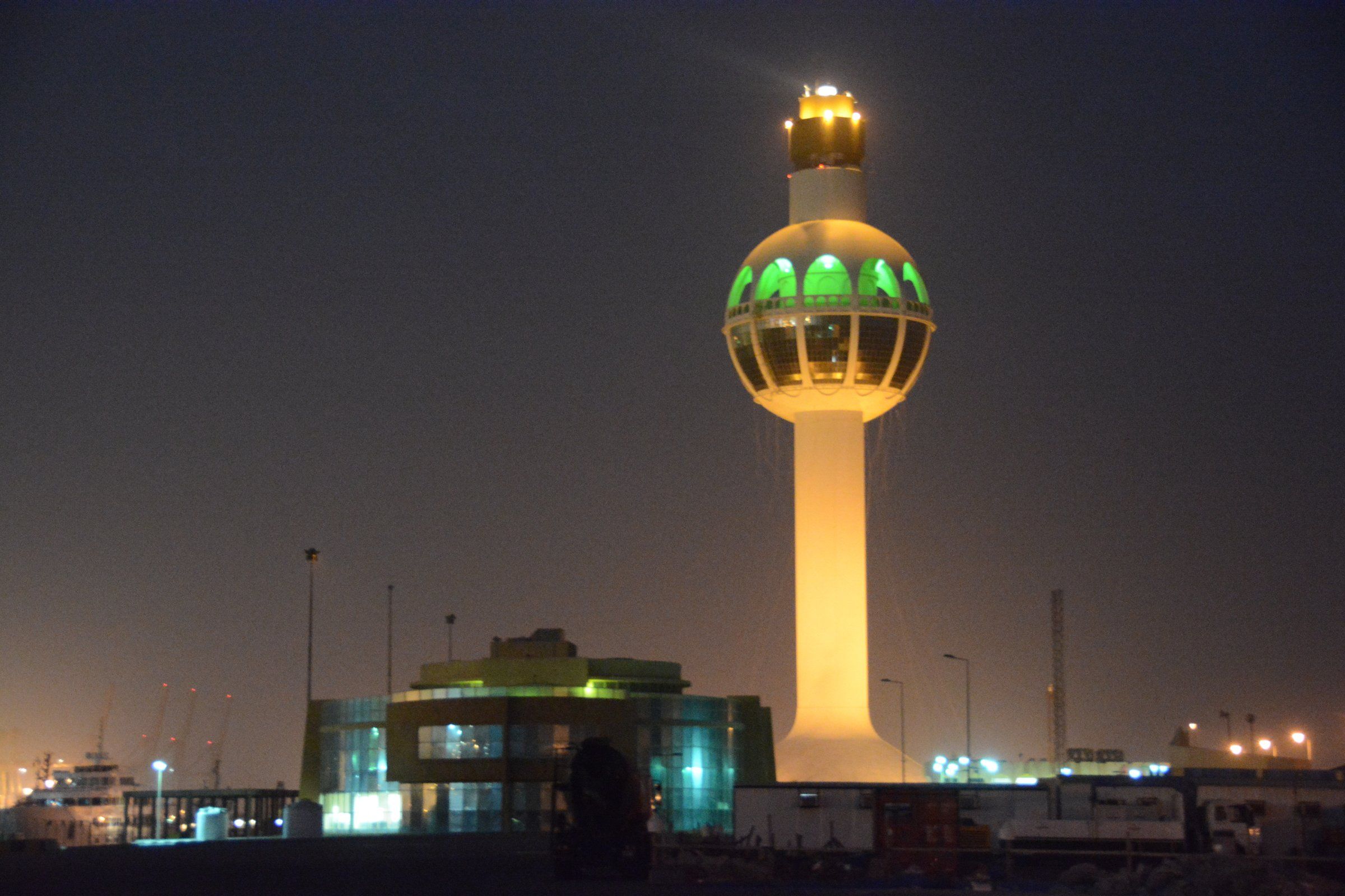 Jeddah Lighthouse.jpg
